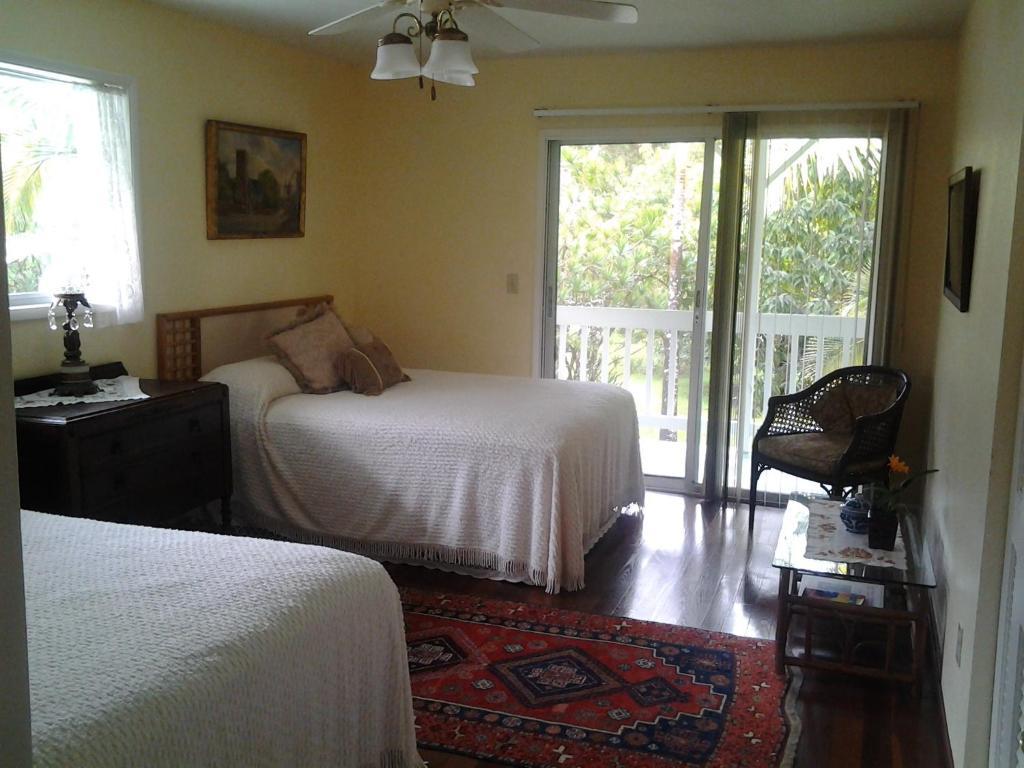 Lava Tree Tropic Inn Pahoa ภายนอก รูปภาพ