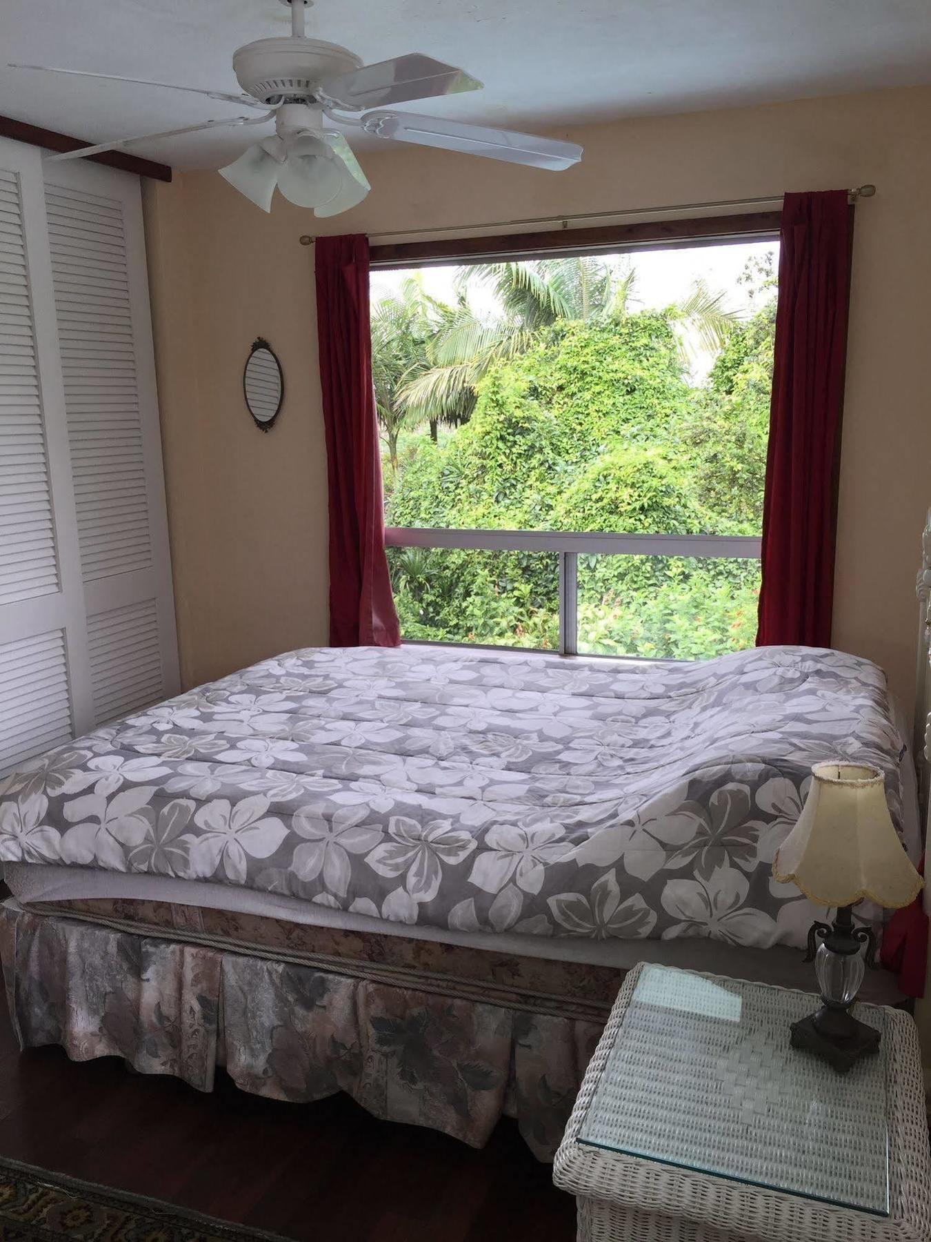 Lava Tree Tropic Inn Pahoa ภายนอก รูปภาพ