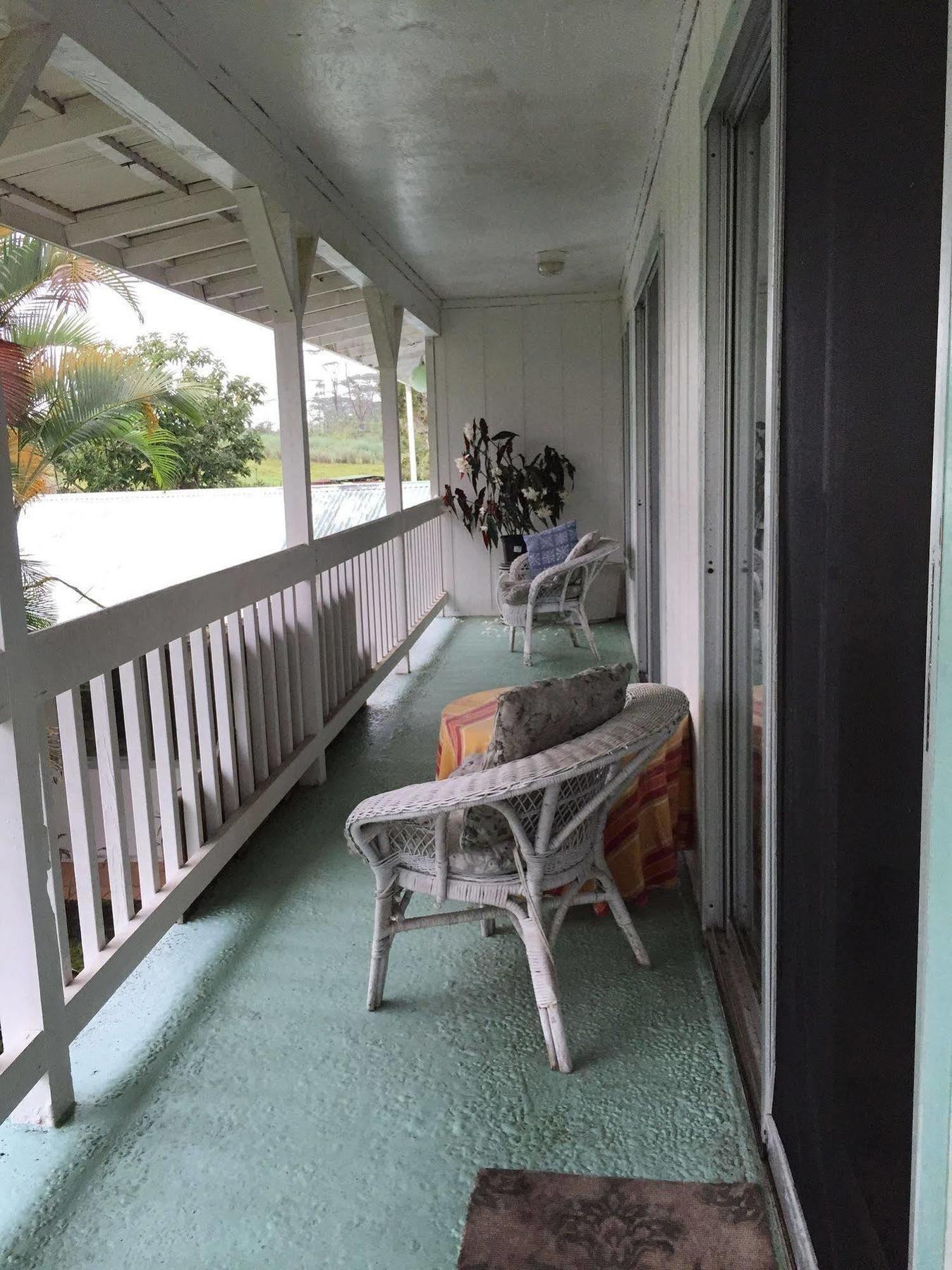 Lava Tree Tropic Inn Pahoa ภายนอก รูปภาพ